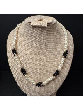 Elegant Black & White Beaded Necklace With Gold Accents 18" Long Twisted Design